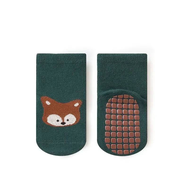 6 pairs of children's anti-slip floor socks, featuring cute cartoon animal patterns such as fox and bear, are suitable for boys